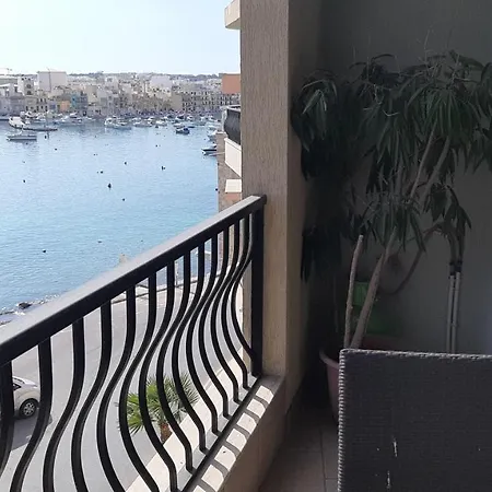 Serena Flats, Serena Flat No 3, Triq Il-fossilli Birzebbugia
